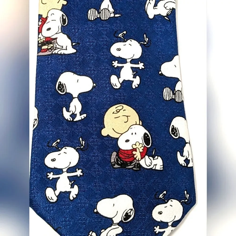 Charlie Brown And Gang  Charlie &. Snoopy Man's Best Friend Tie 100% Polyester - Picture 2 of 5